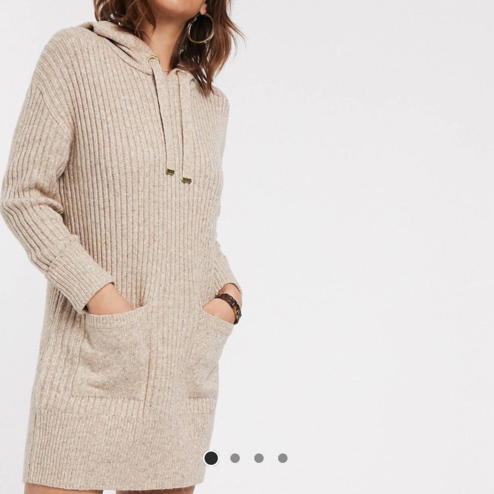 Knitted hoodie dress